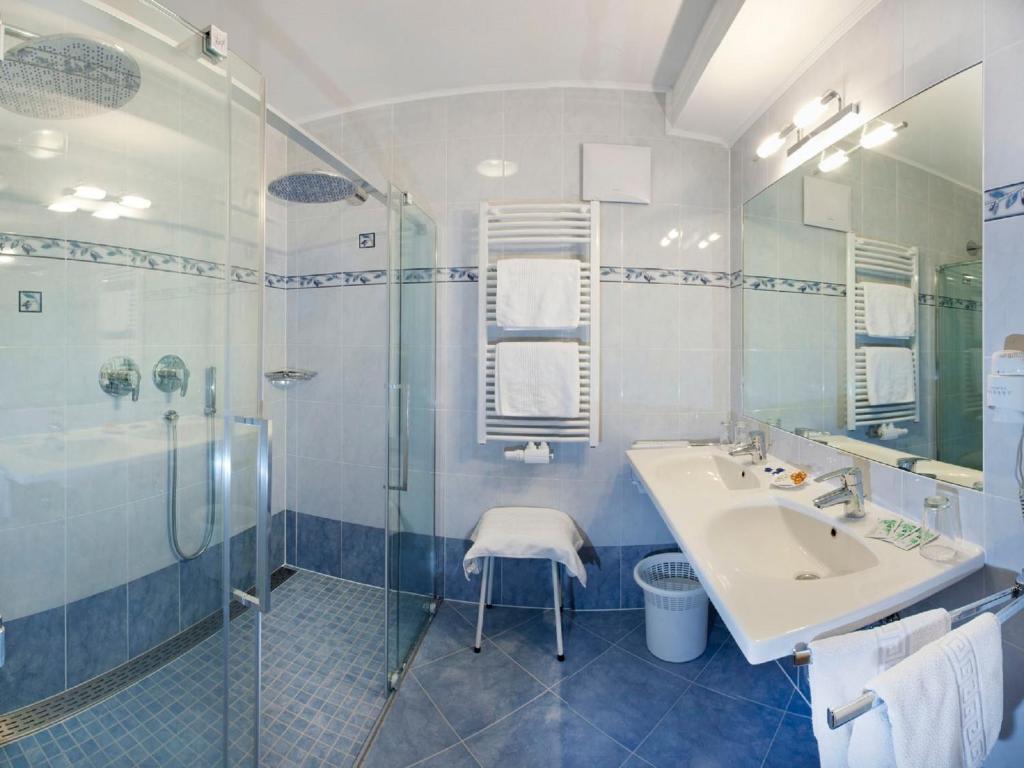 Double Room,911121655:JPEG